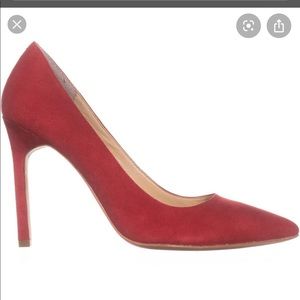 Suede red pumps